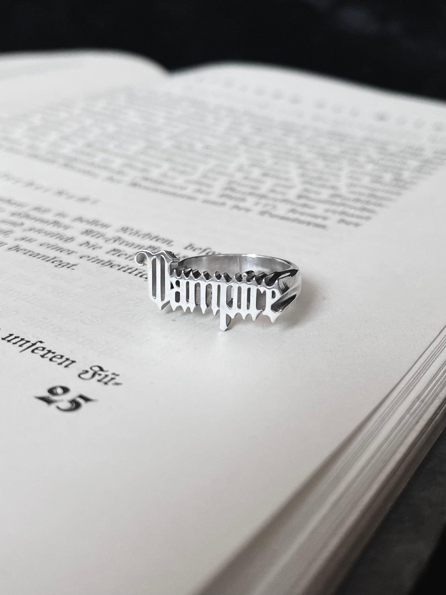 Anillo Vampire